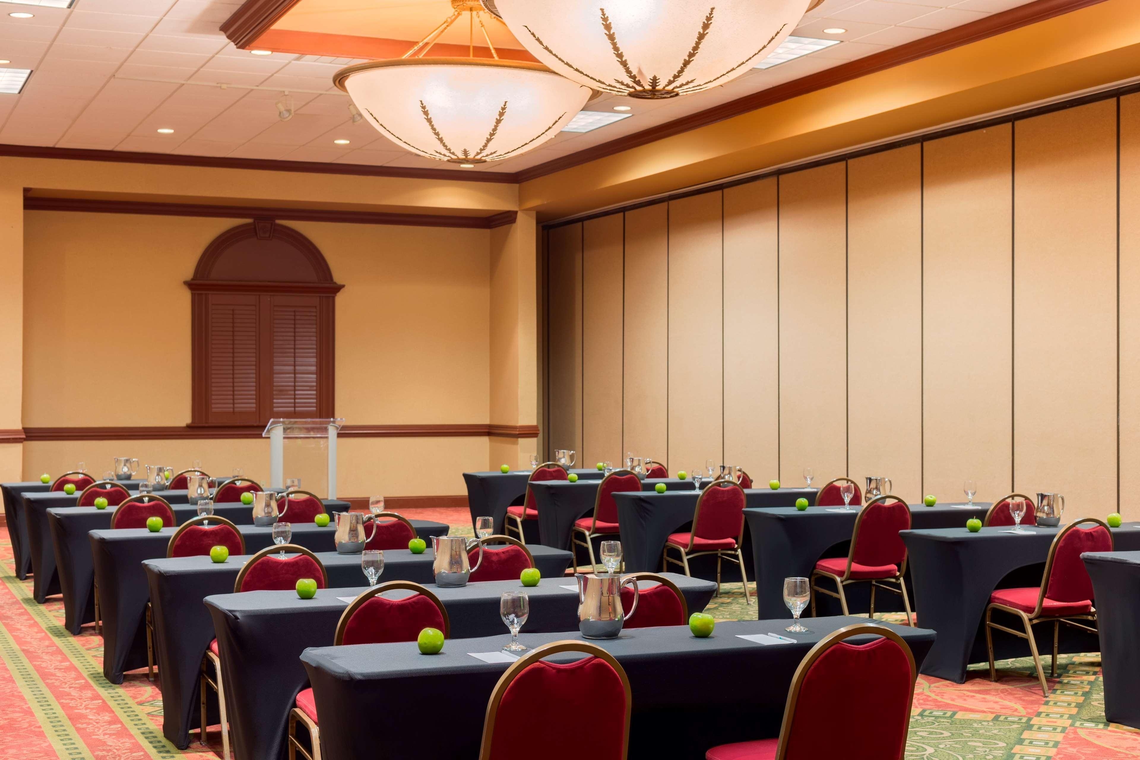 Embassy Suites By Hilton Columbia Greystone Экстерьер фото